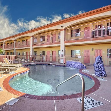 Casa Rosa Inn Port Isabel Exteriör bild